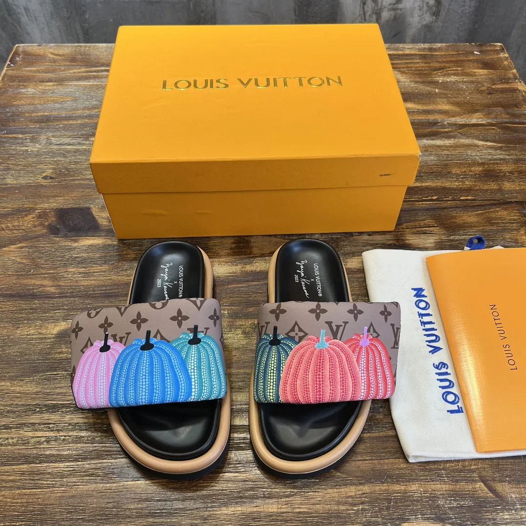 Louis Vuitton papucs